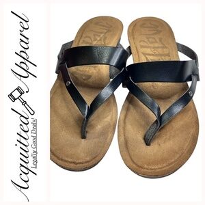 MAD LOVE Women's Thong Style Sandals